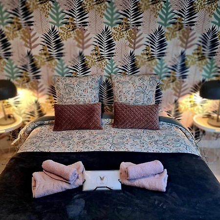 Les Epinettes Chambres D'Hotes Crevecoeur-le-Grand Екстериор снимка